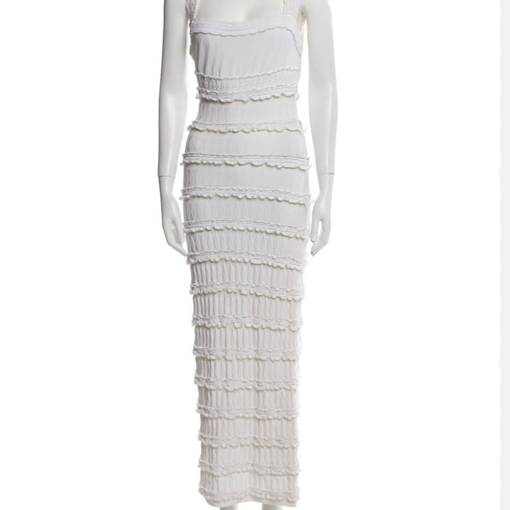 Alaia Elegant White Tiered Maxi Dress Size 38 (4/6 Canadian Sizing)